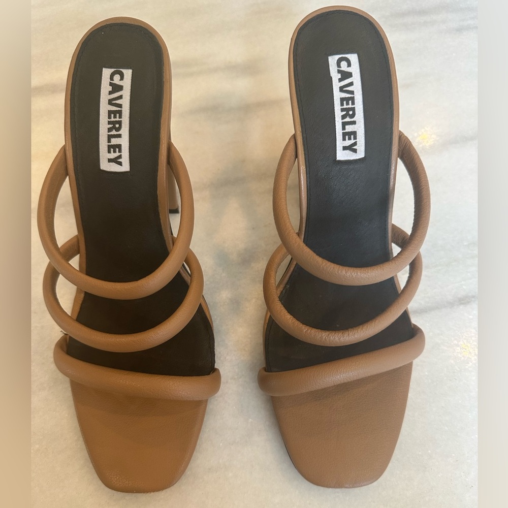 CAVERLEY WOMENS HEELED SANDALS